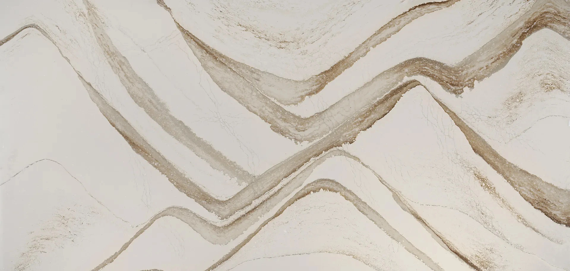 Brittanicca Gold Warm quartz full slab